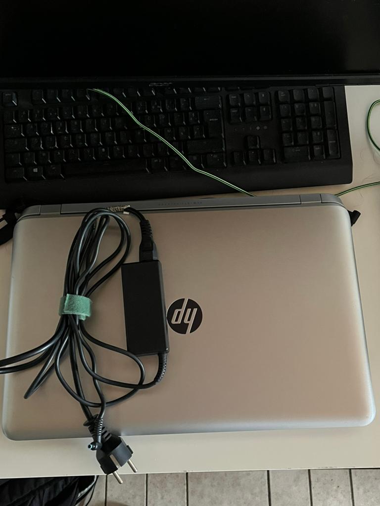 HP Pavilion 17” – Snel, Betrouwbaar klaar voor Gebruik, Computers en Software, Windows Laptops, Ophalen, 2 tot 3 Ghz, Zo goed als nieuw