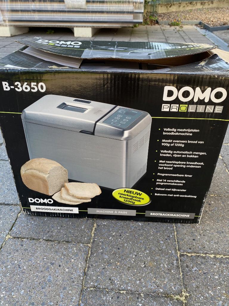 broodbakmachine DOMO 900-1200 gram, Electroménager, 800 à 1200 grammes de pâte, Comme neuf, Enlèvement, Plus de 10 programmes