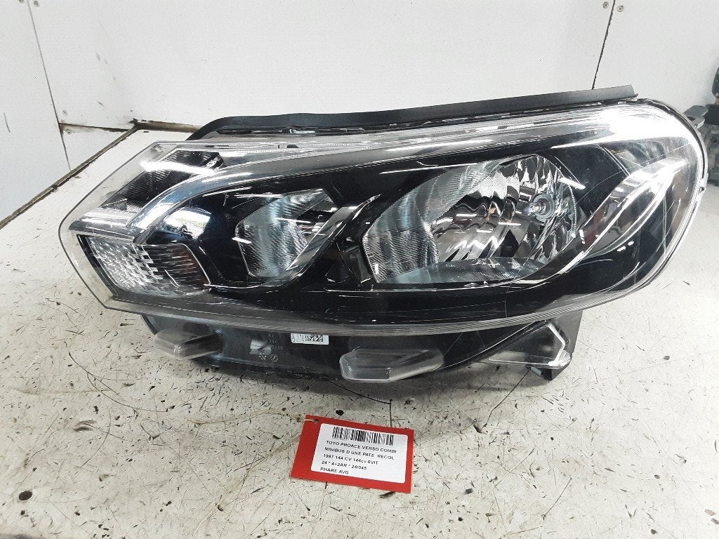 PHARE / OPTIQUE AVANT GAUCHE ProAce Shuttle (980858128000), Mevr. I. Hauben, Toyota, Utilisé, Rue de l'Espoir 34 34
4030  GRIVEGNÉE, BE