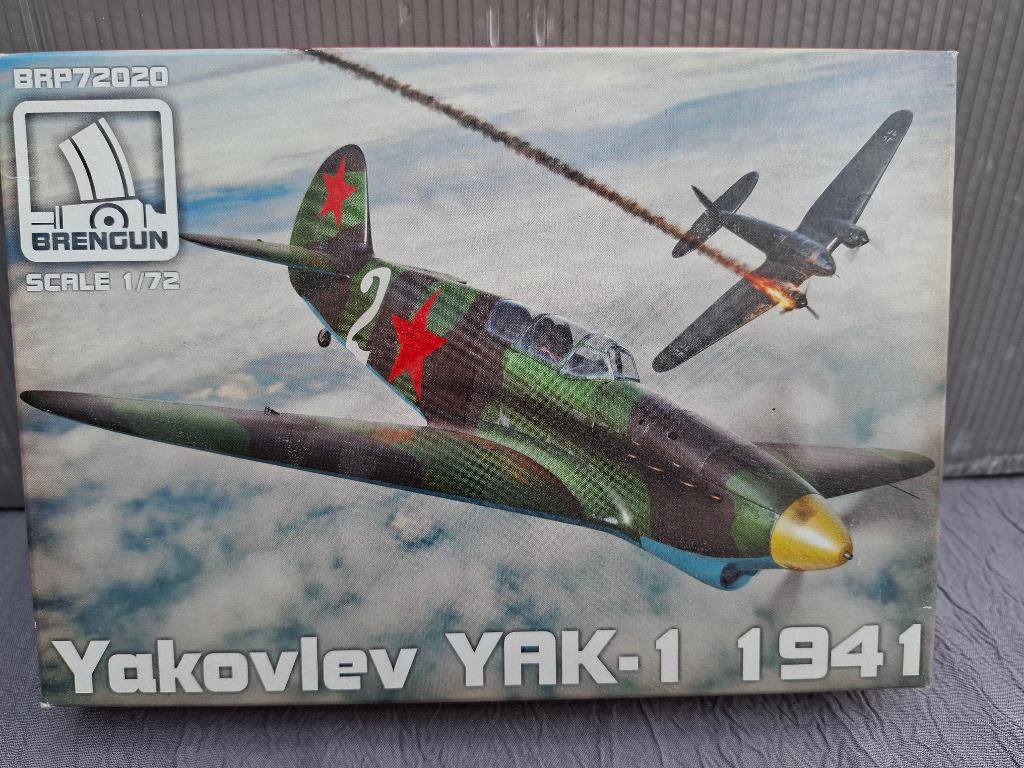 BRENGUN Yakovlev-Yak-1 JAAR 1941 1/72 BRP72020, Ophalen