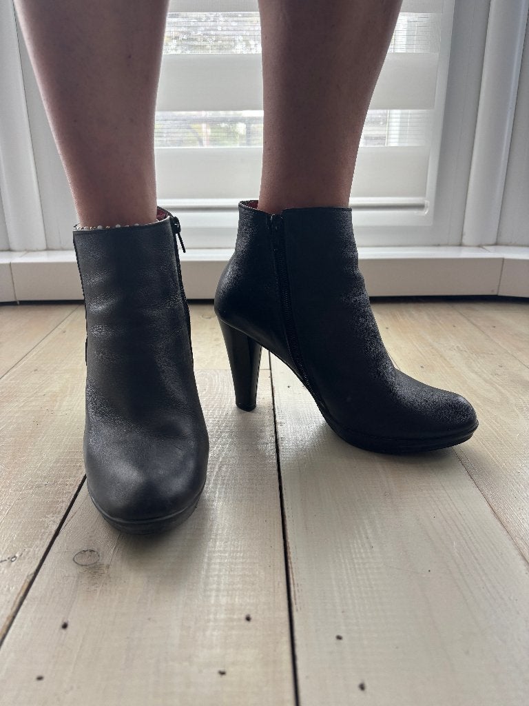Chaussures - Escarpins noir, Enlèvement ou Envoi, Escarpins, Serenity Woman, Porté