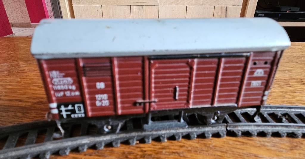 Wagon fourgon fleischmann, Hobby & Loisirs créatifs, Trains miniatures | Échelles Autre, Enlèvement ou Envoi, Wagon, Fleischmann