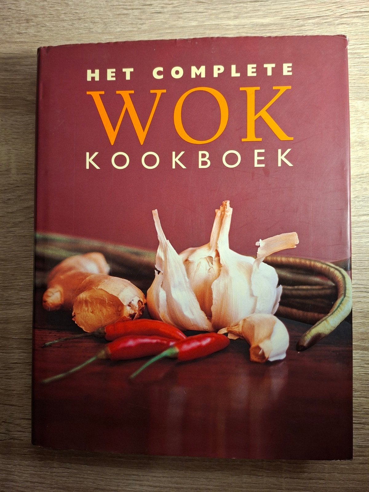 Het complete wok kookboek, Livres, Entrées et Soupes, Enlèvement ou Envoi, Comme neuf, Cuisine saine