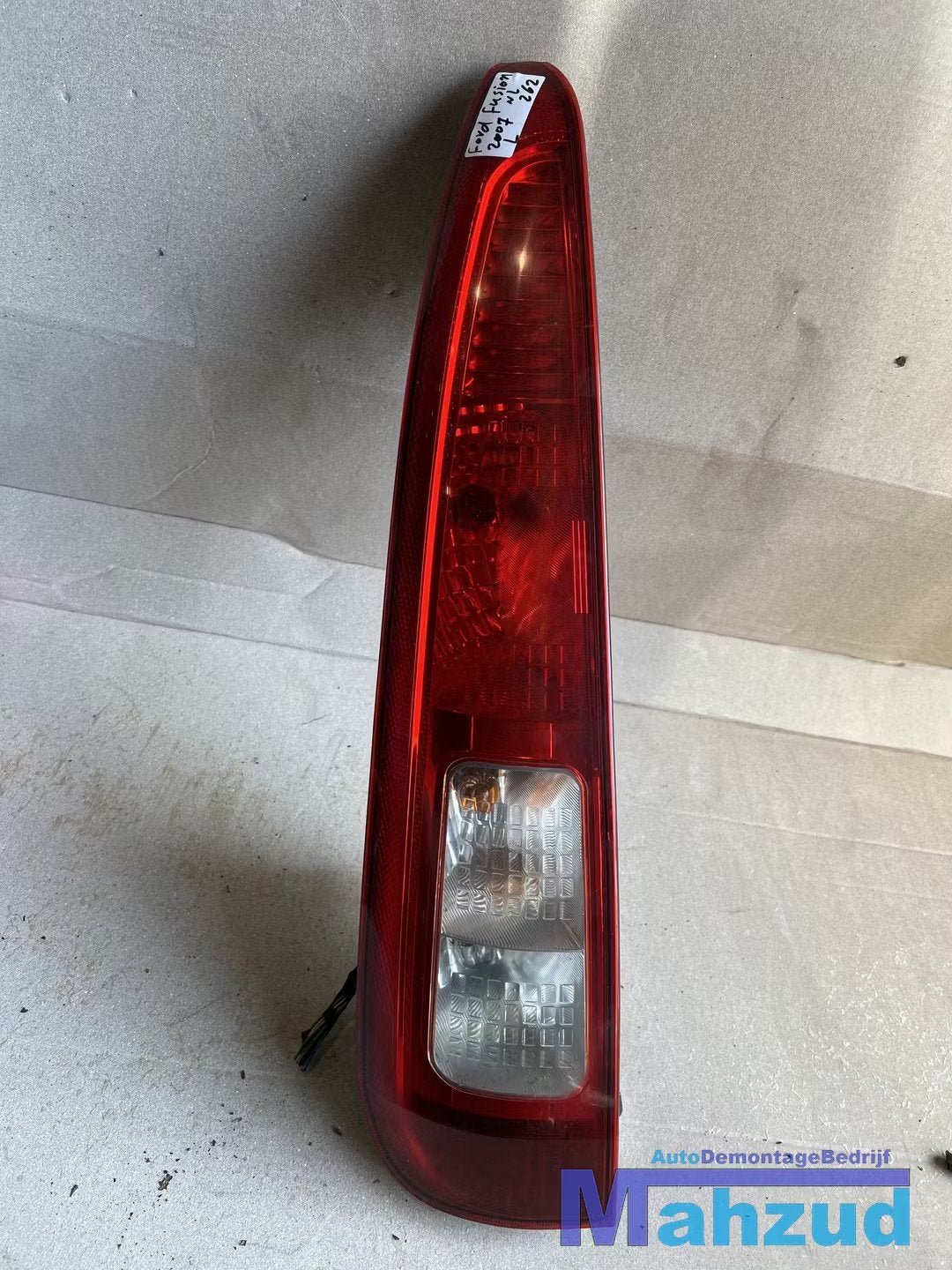 ford fusion Links achterlicht 2002-2012, Info@ford.com, Ford Motor Company, American Road 1
48126  Dearborn, Ford