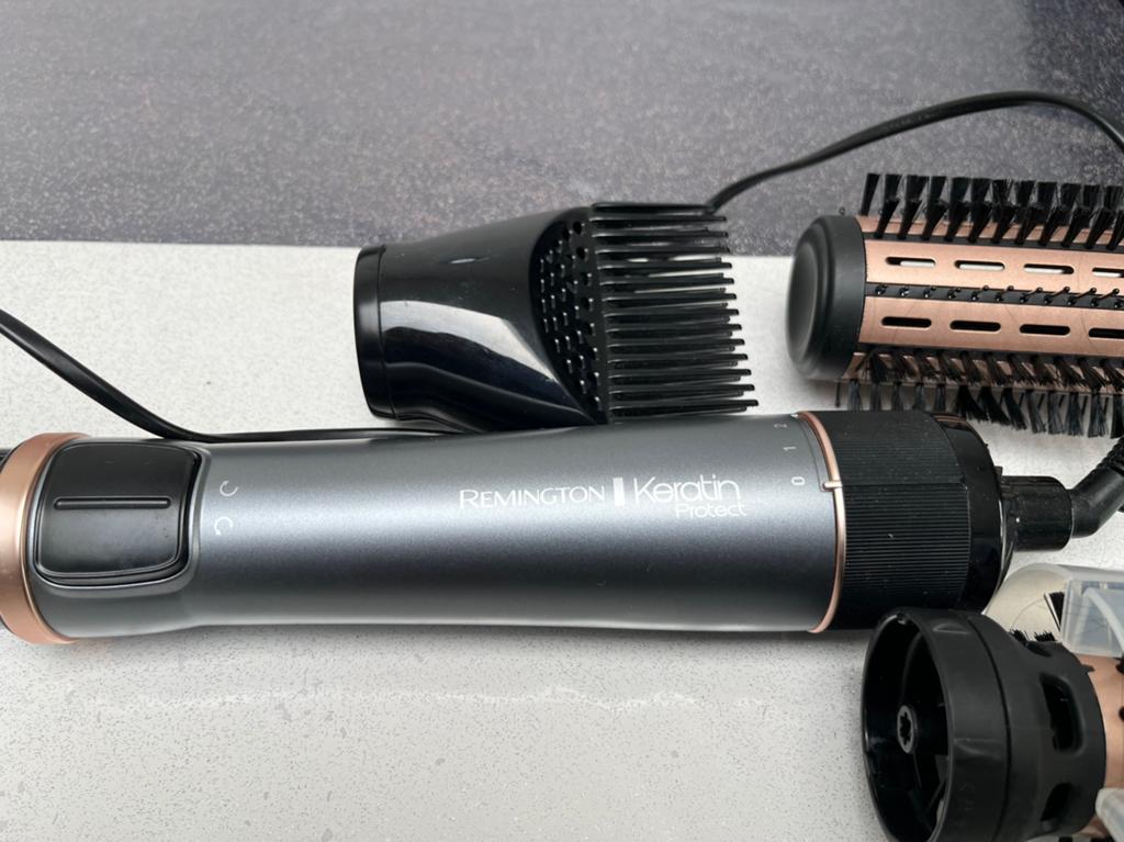 Brosse chauffante rotative remington, Enlèvement, Comme neuf