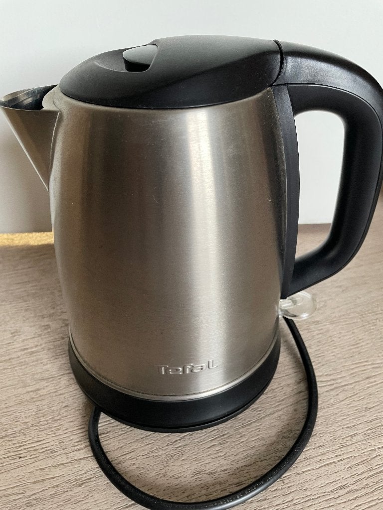 Waterkoker van Tefal. NIEUW! Spotprijs, Electroménager, 1 à 2 litres, Enlèvement, Neuf, Sans fil