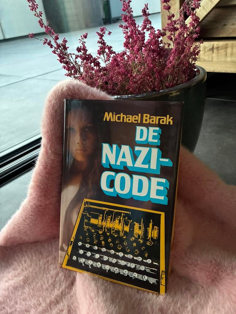 De nazi code boek, Boeken, Ophalen of Verzenden, Gelezen