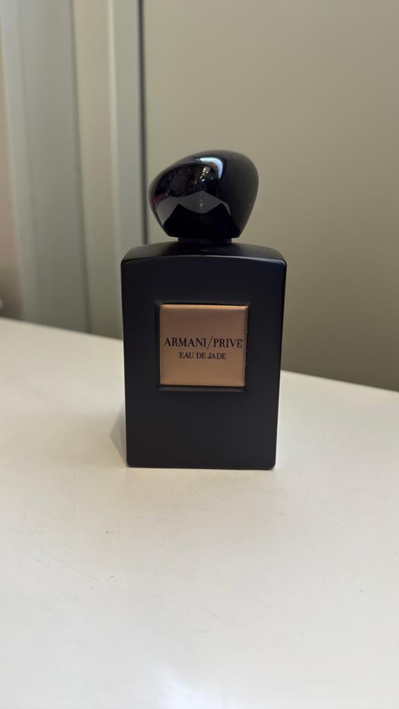 Jadewater. Armani privé., Handtassen en Accessoires, Uiterlijk | Parfum, Ophalen of Verzenden, Zo goed als nieuw