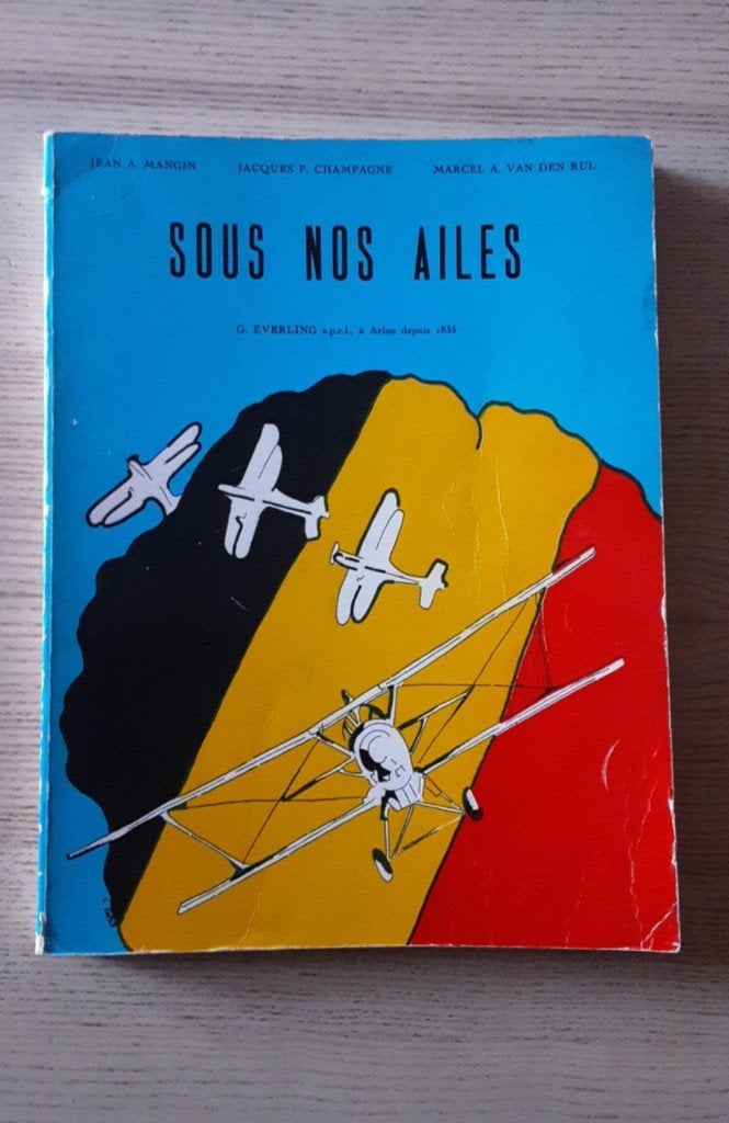 Charme-insignes van Belgische  Aviation onder onze vleugels, Verzamelen, Ophalen of Verzenden, Luchtmacht, Boek of Tijdschrift