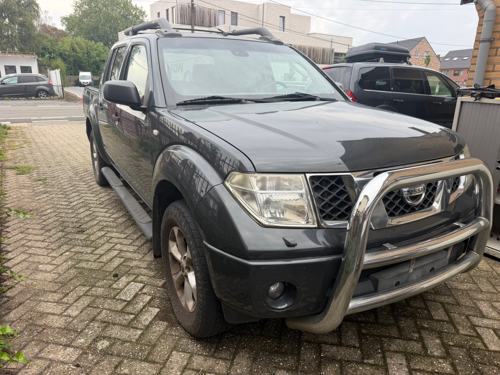 Nissan navara 2.5 tdi 4+4, Autos, Nissan, Achat, Entreprise, Boîte manuelle, 5 portes