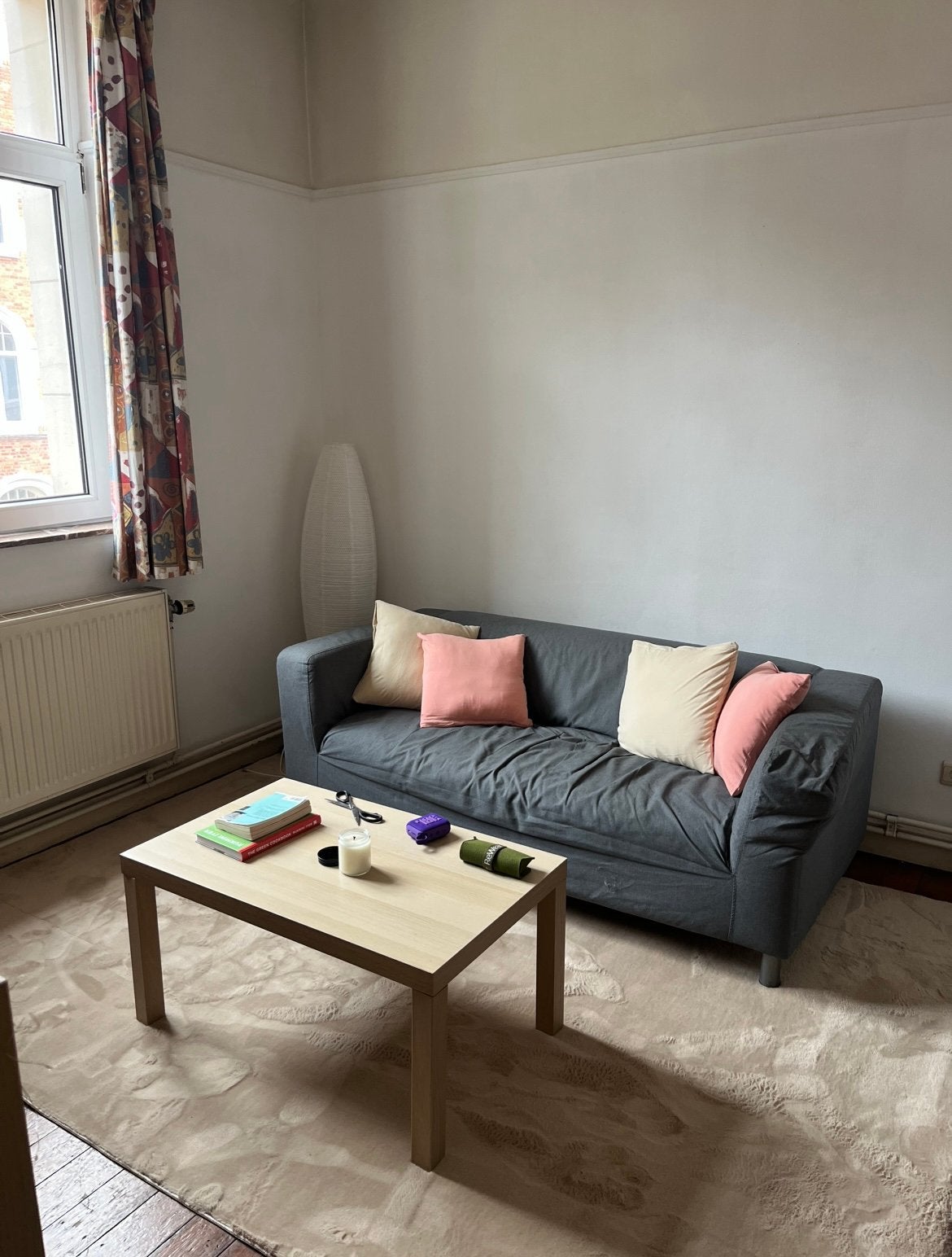 Tapis à Donner : enlévement à Etterbeek, Huis en Inrichting, Stoffering | Tapijten en Vloerkleden, Ophalen, Beige, 200 cm of meer