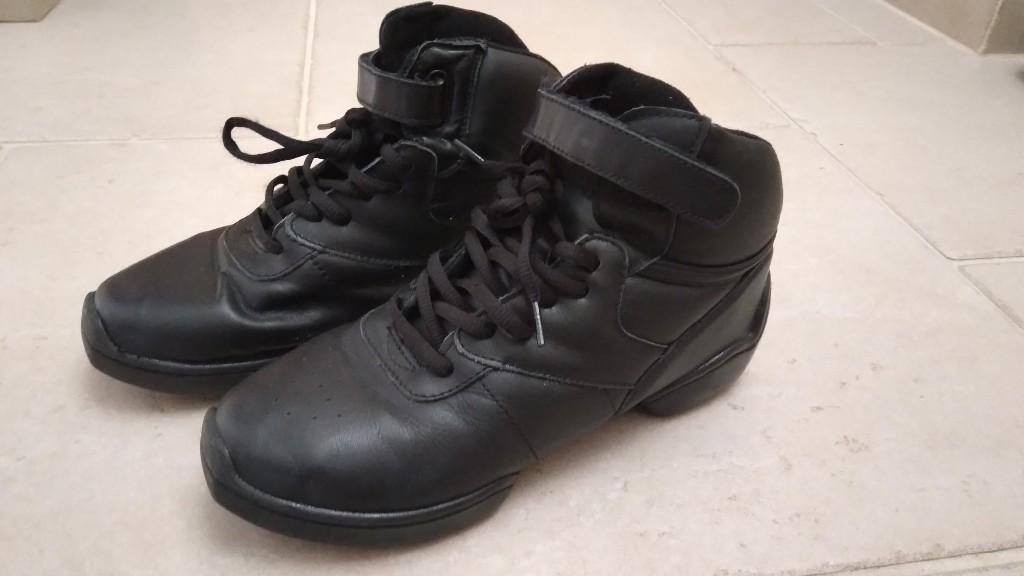 schoenen kinderen, Ophalen, Jongen of Meisje, Schoenen, Zo goed als nieuw