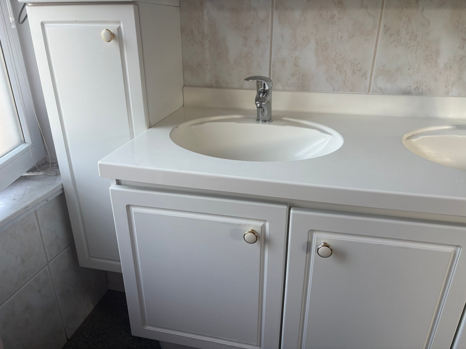 Ondermeubel badkamer dubbele lavabo 2 kranen, Huis en Inrichting, Ophalen, Gebruikt
