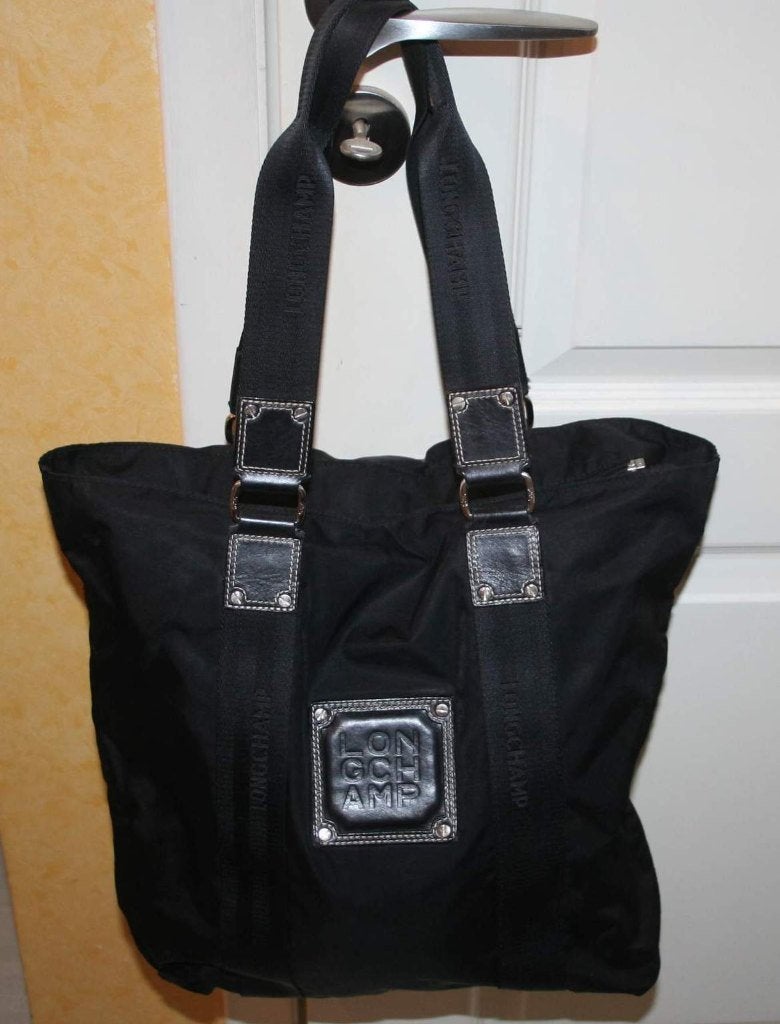 Longchamp, sac / shopper porté épaule en TBE, Enlèvement ou Envoi, Comme neuf, Noir, Autres marques