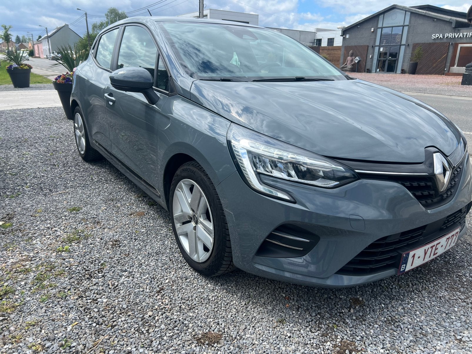 Renault Clio 1.5 dci, Autos, Renault, Particulier, Clio, ABS, Phares directionnels, Airbags, Air conditionné, Alarme, Android Auto