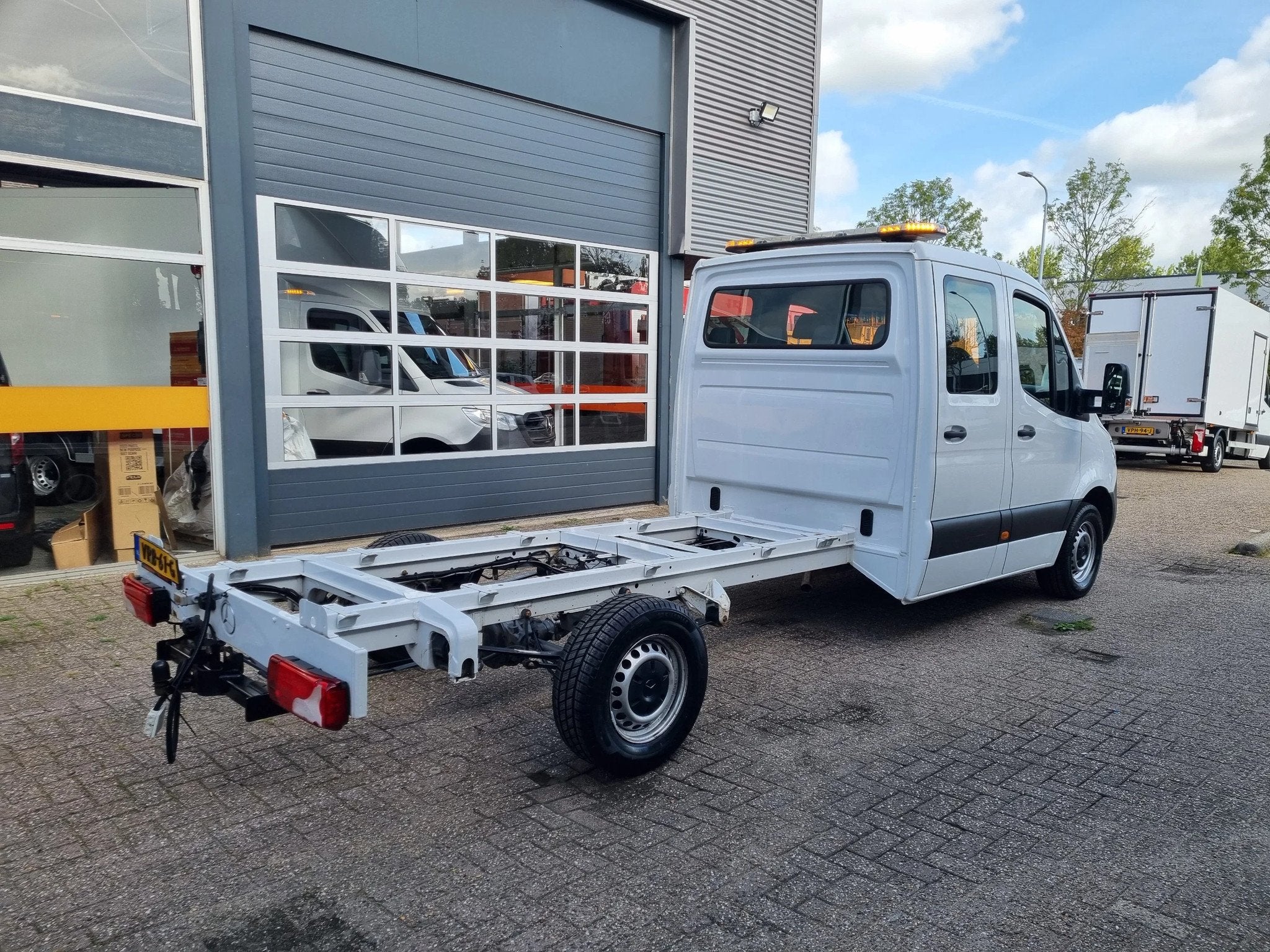 Mercedes-Benz Sprinter 319 CDI Chassis cabine DC 6 Zits Euro, Cuir, Achat, Entreprise, 2649 kg