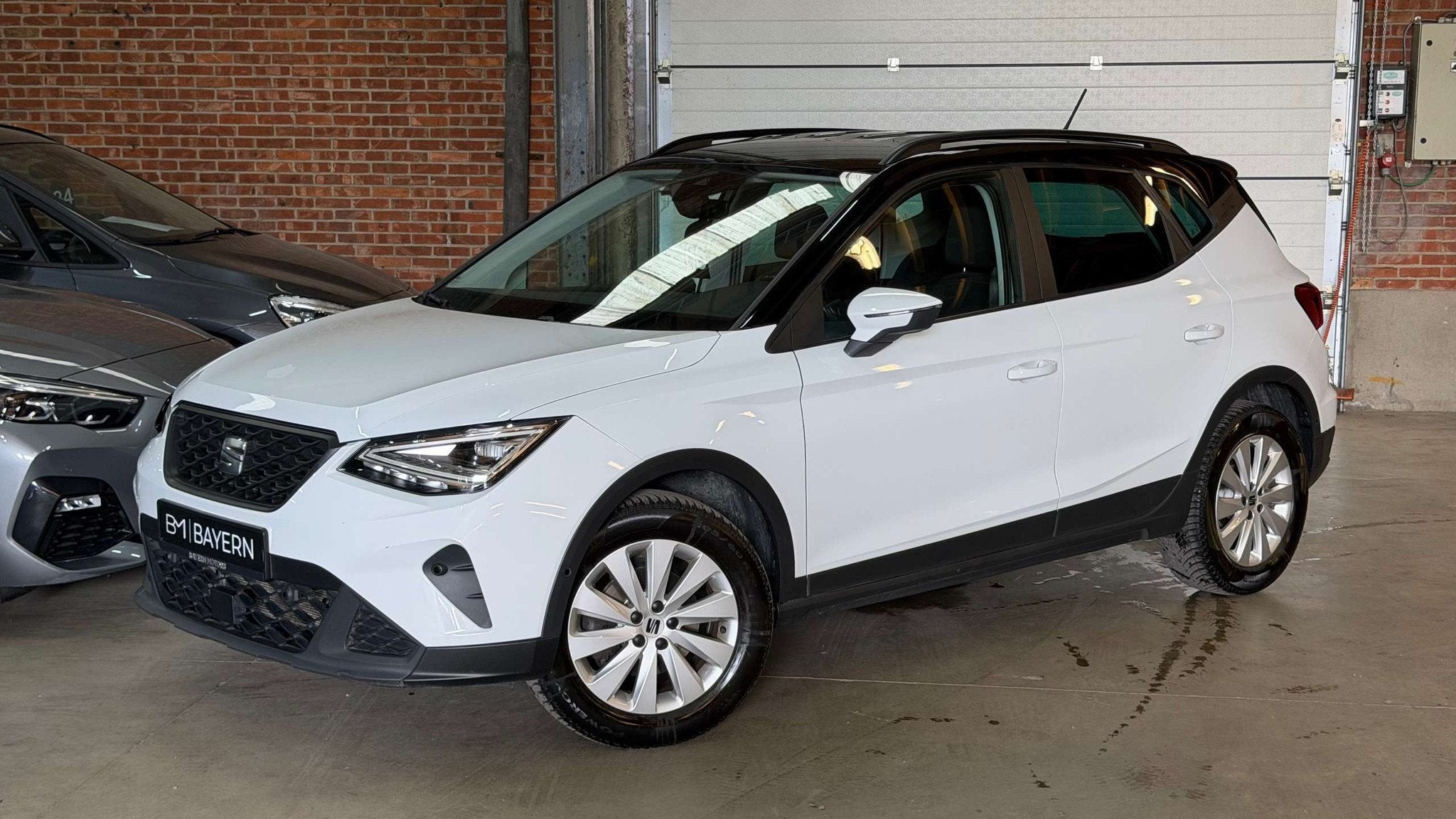 Seat Arona 1.0 TSI Benzine Garantie EURO 6d, Auto's, Seat, Stof, Gebruikt, Wit, Bedrijf