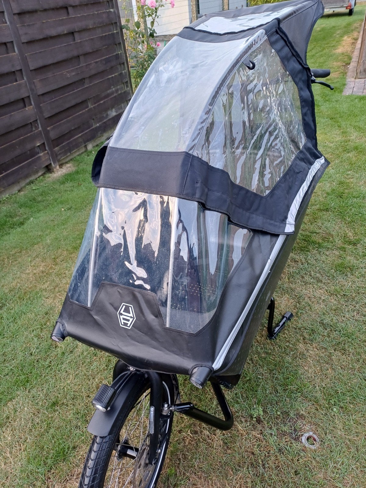 E bakfiets urban arrow family Bosch active line plus, Vélos & Vélomoteurs, Vélos | Vélos avec bac, Autres marques, Comme neuf
