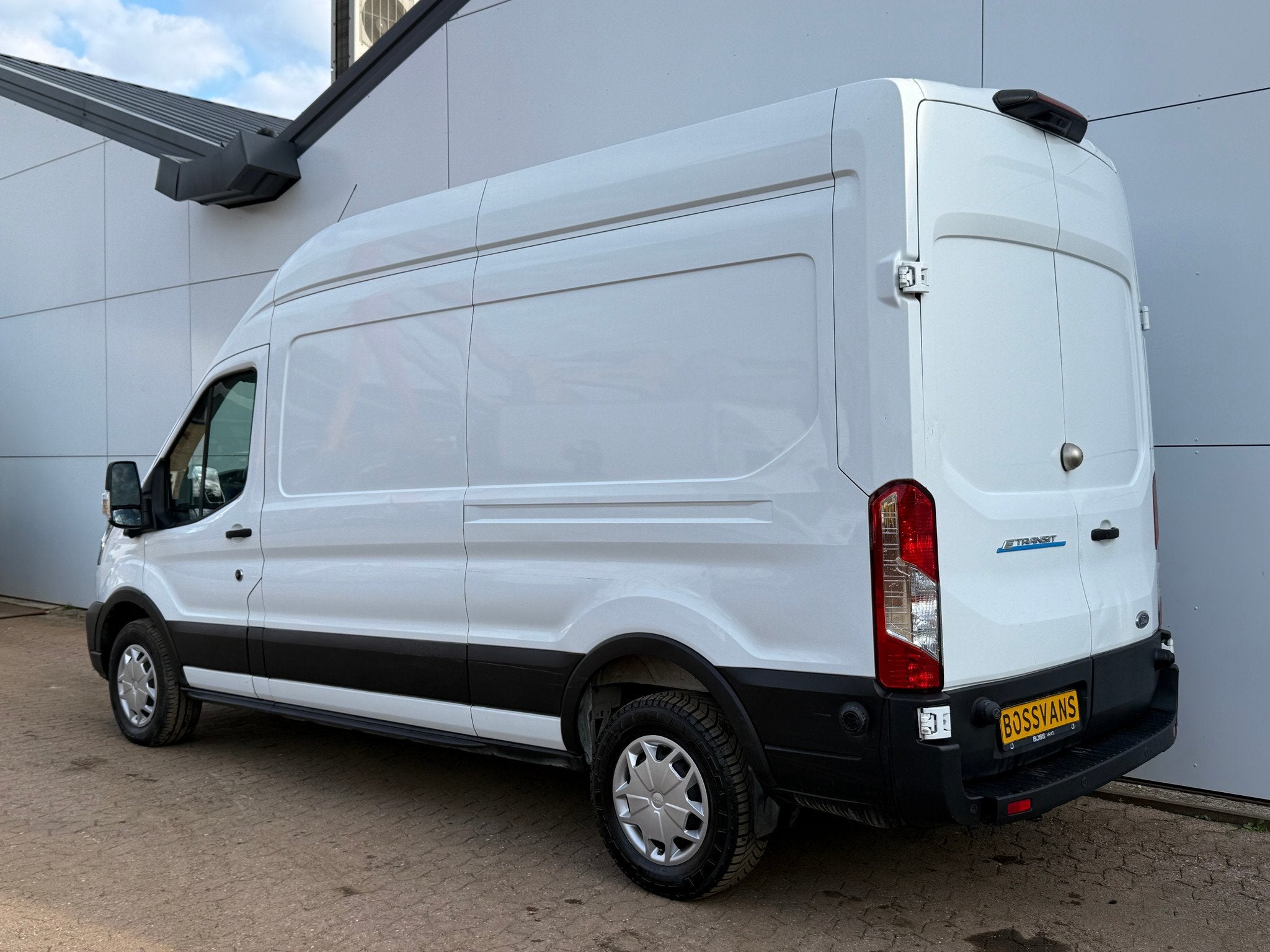 Ford E-Transit e-Transit 68kWh 184PK, Autos, Achat, 135 kW, Entreprise, 3 places
