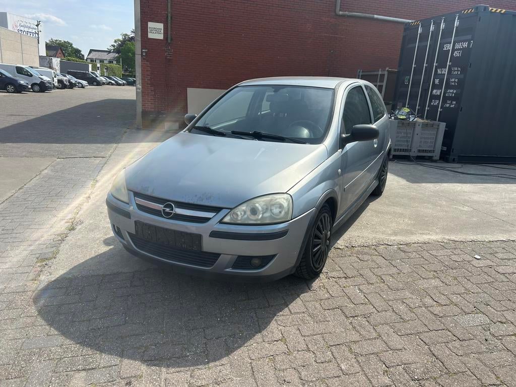 Opel Corsa 1.2 benzine 2003, Grijs, Auto's, Opel, Bedrijf, Corsa, ABS, Airbags, Alarm, Boordcomputer, Centrale vergrendeling, Electronic Stability Program (ESP)