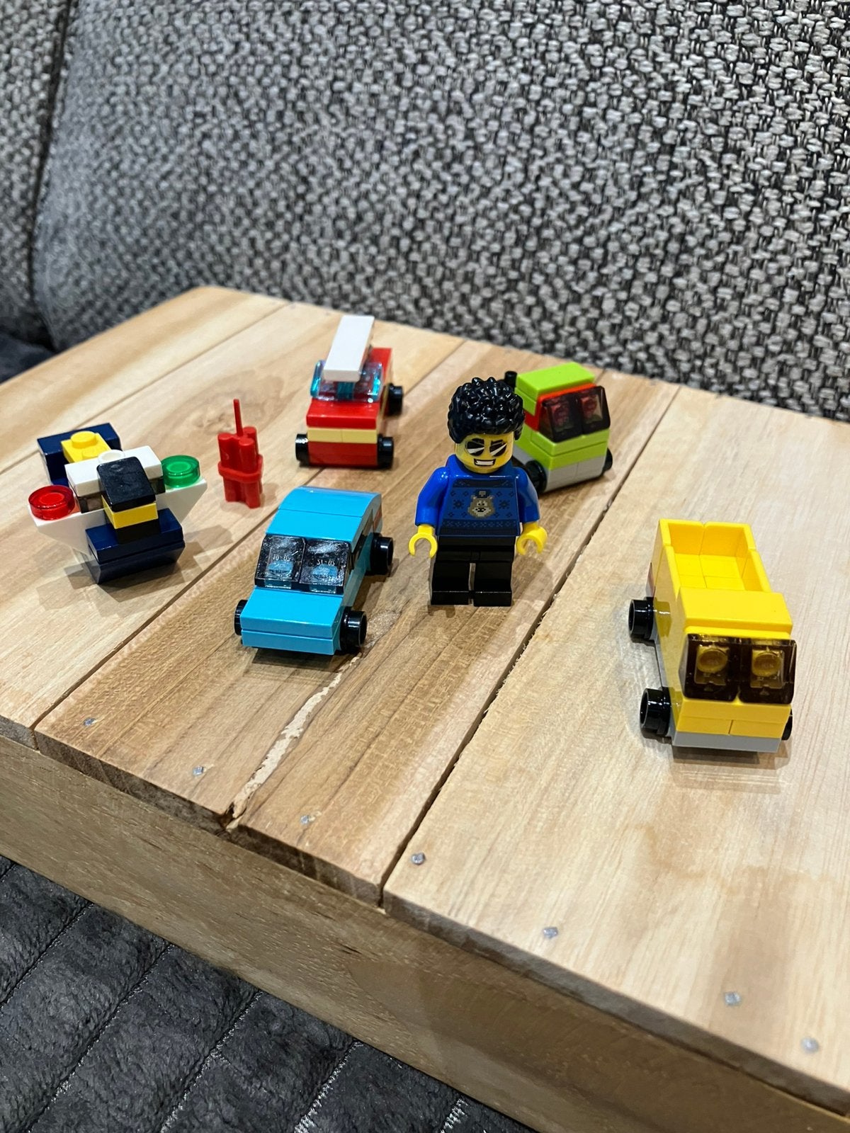Lego Officier de police + véhicules (calendrier de l'Avent), Enlèvement ou Envoi, Comme neuf, Lego
