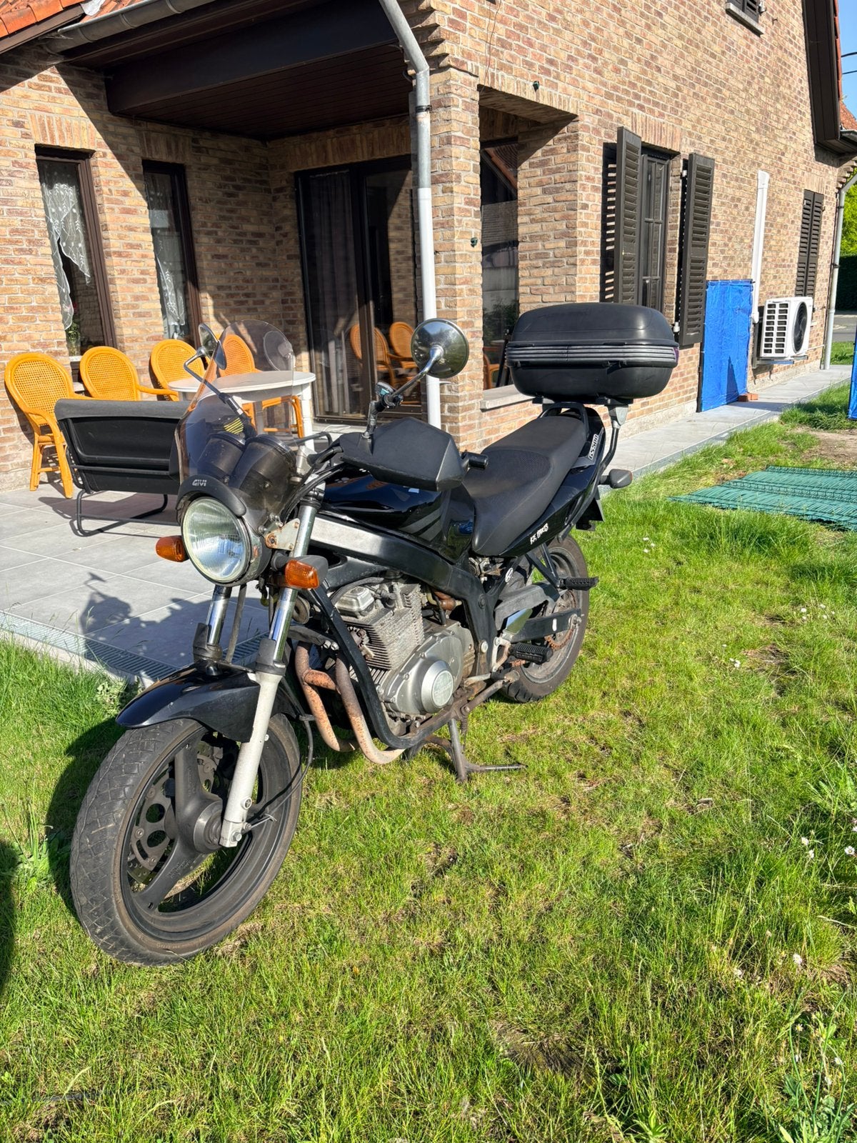 Suzuki GS500, Motoren, Particulier