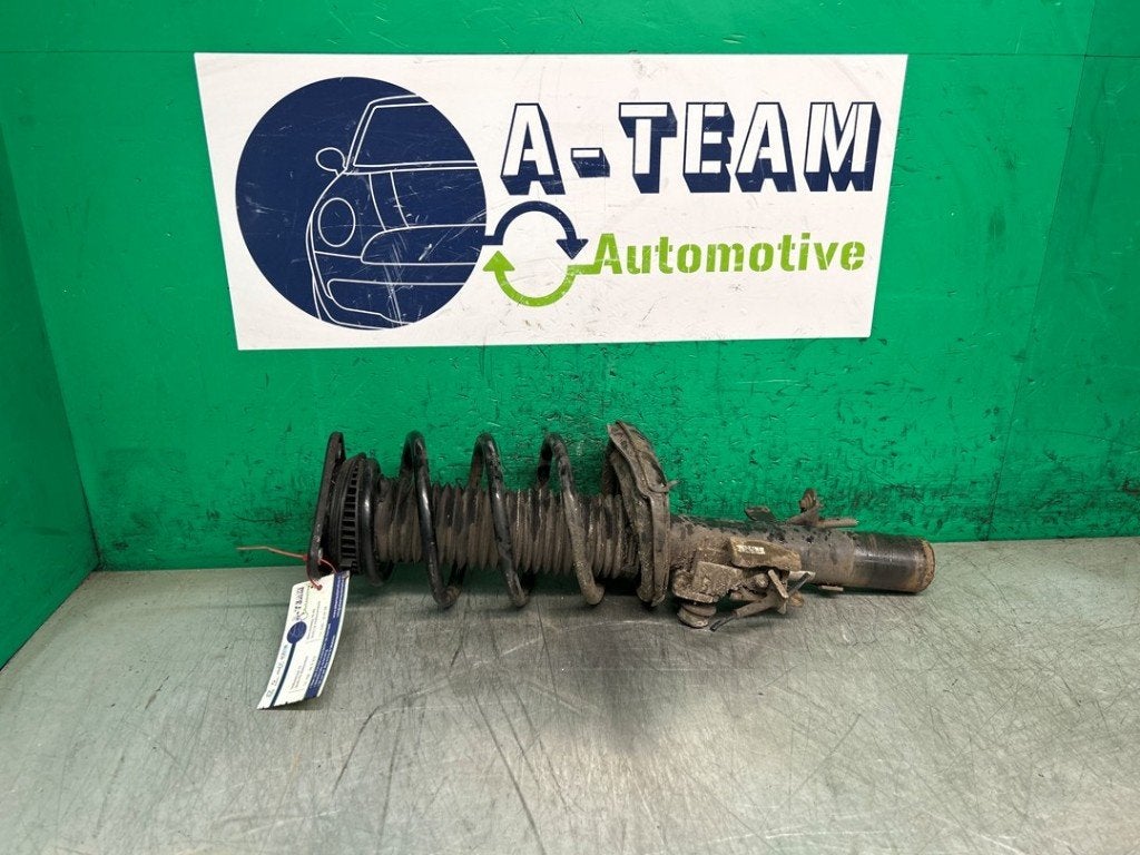 SCHOKBREKER RECHTS VOOR Ford Focus 3 Wagon (|BV6118045AAC|), Gebruikt, Henry-Ford-Straße  1
50735  Köln, DE, Ford-Werke GmbH, Kunden@ford.com