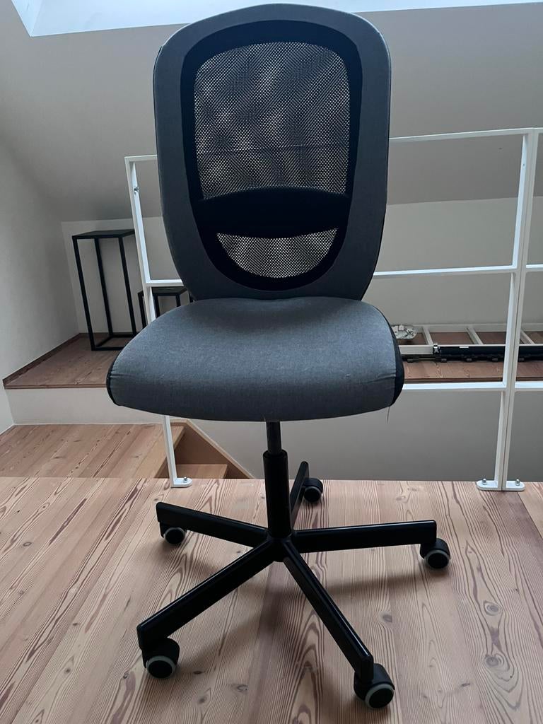 Bureaustoel ikea Flintan, Ophalen, Zo goed als nieuw, Grijs, Bureaustoel