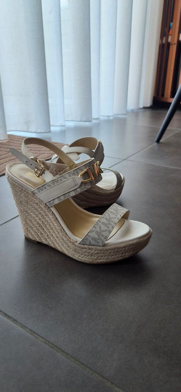 MK sandalen, Vêtements | Femmes, Enlèvement ou Envoi
