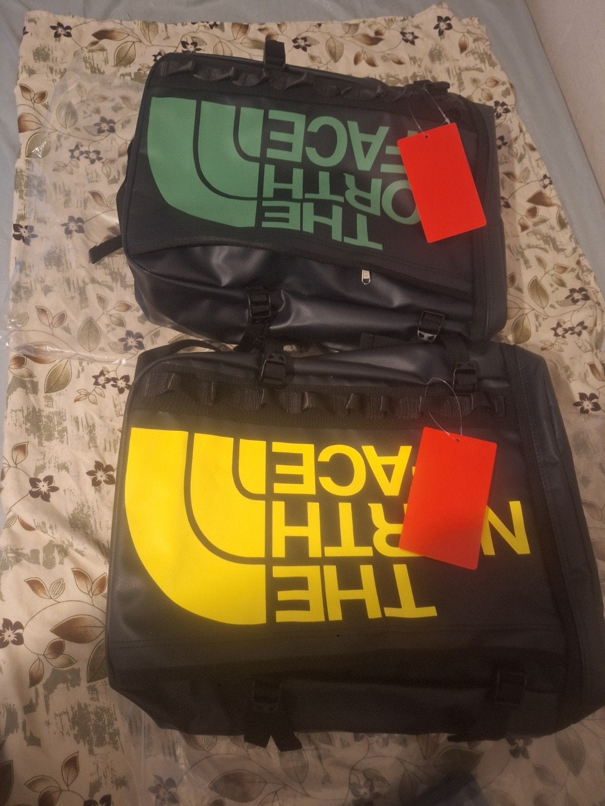 2 sac à dos neuf, Enlèvement