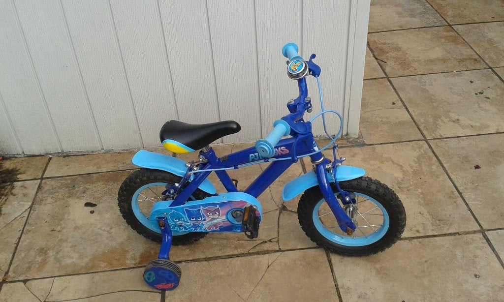 kinderfiets 12 inch en 18 inch, Ophalen, Zo goed als nieuw, Minder dan 16 inch, Zijwieltjes