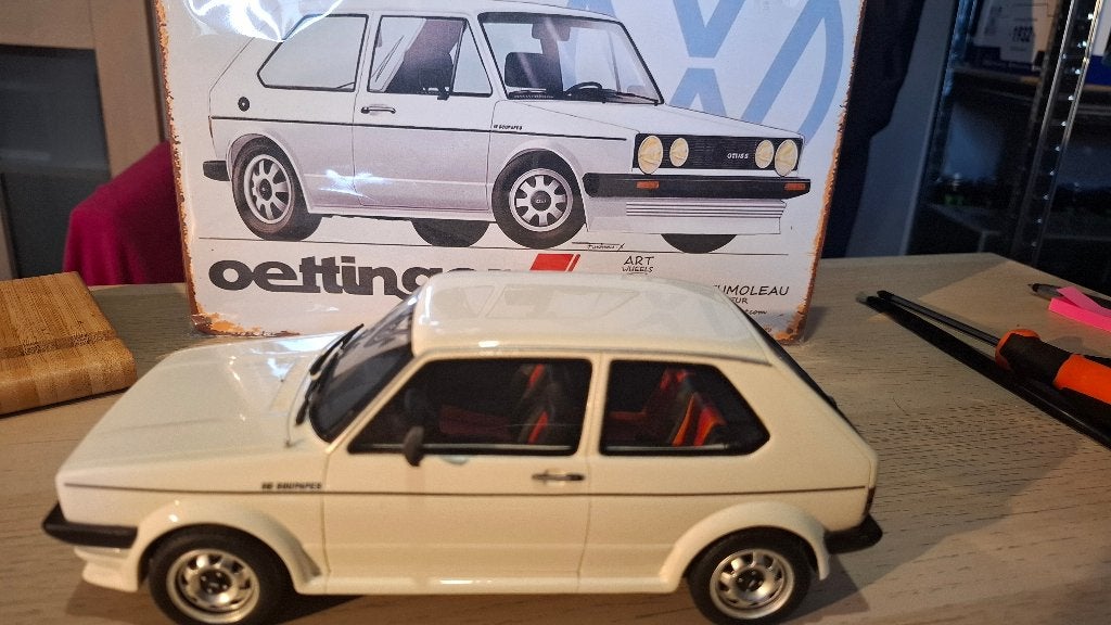 Voiture miniature 1 18, Enlèvement ou Envoi, Comme neuf, Voiture, OttOMobile