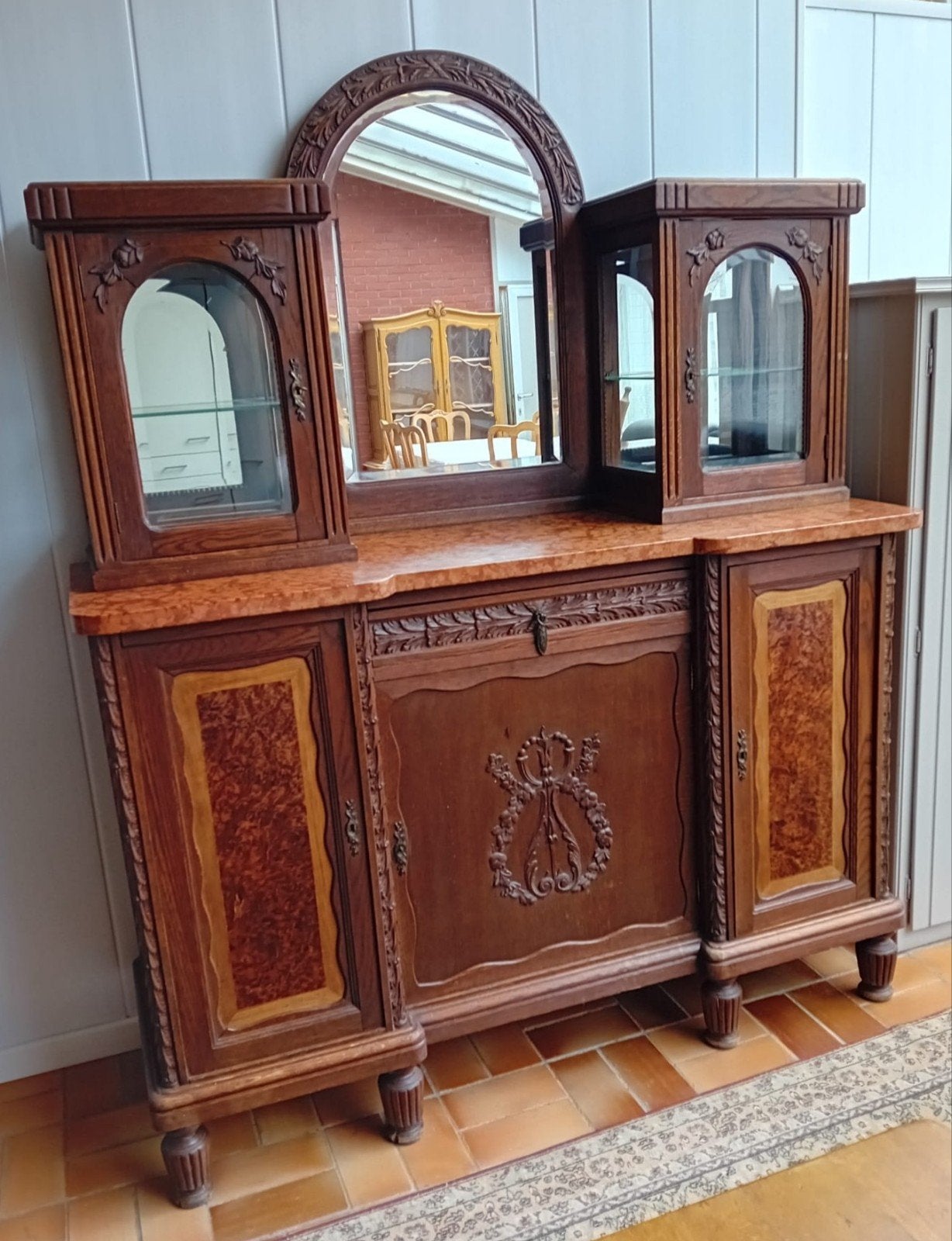antieke kast dressoir, Antiek en Kunst, Ophalen