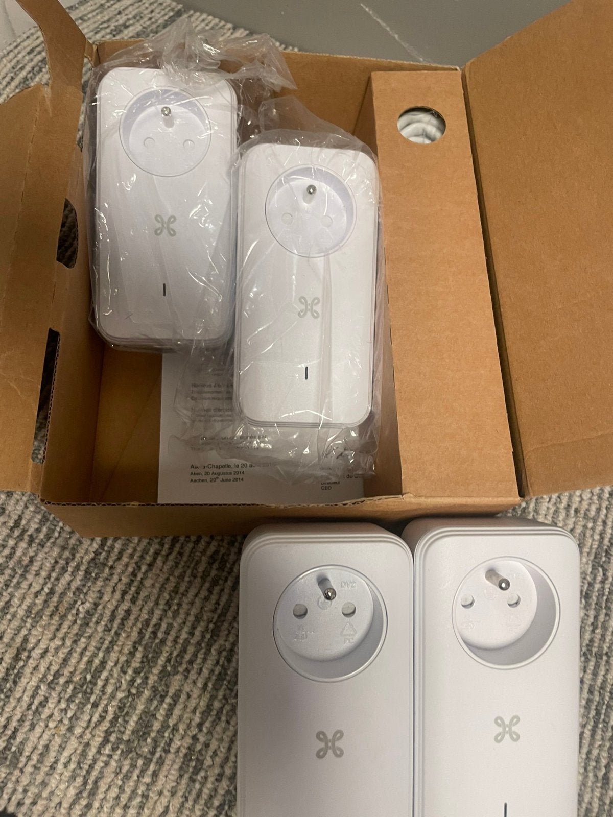 4 prises Wifi, Enlèvement, Neuf