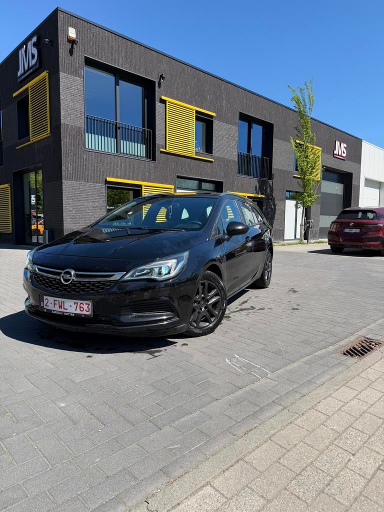Opel astra k luxe editie, Auto's, Voorwielaandrijving, 1600 cc, Zwart, 5 deurs