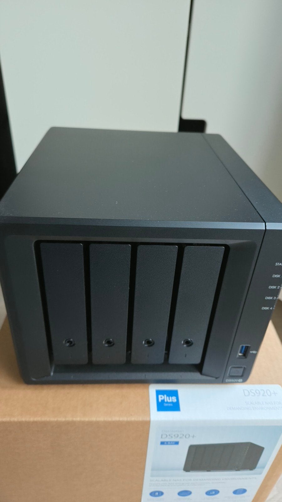 Synology DiskStation DS920+, Enlèvement ou Envoi, Utilisé