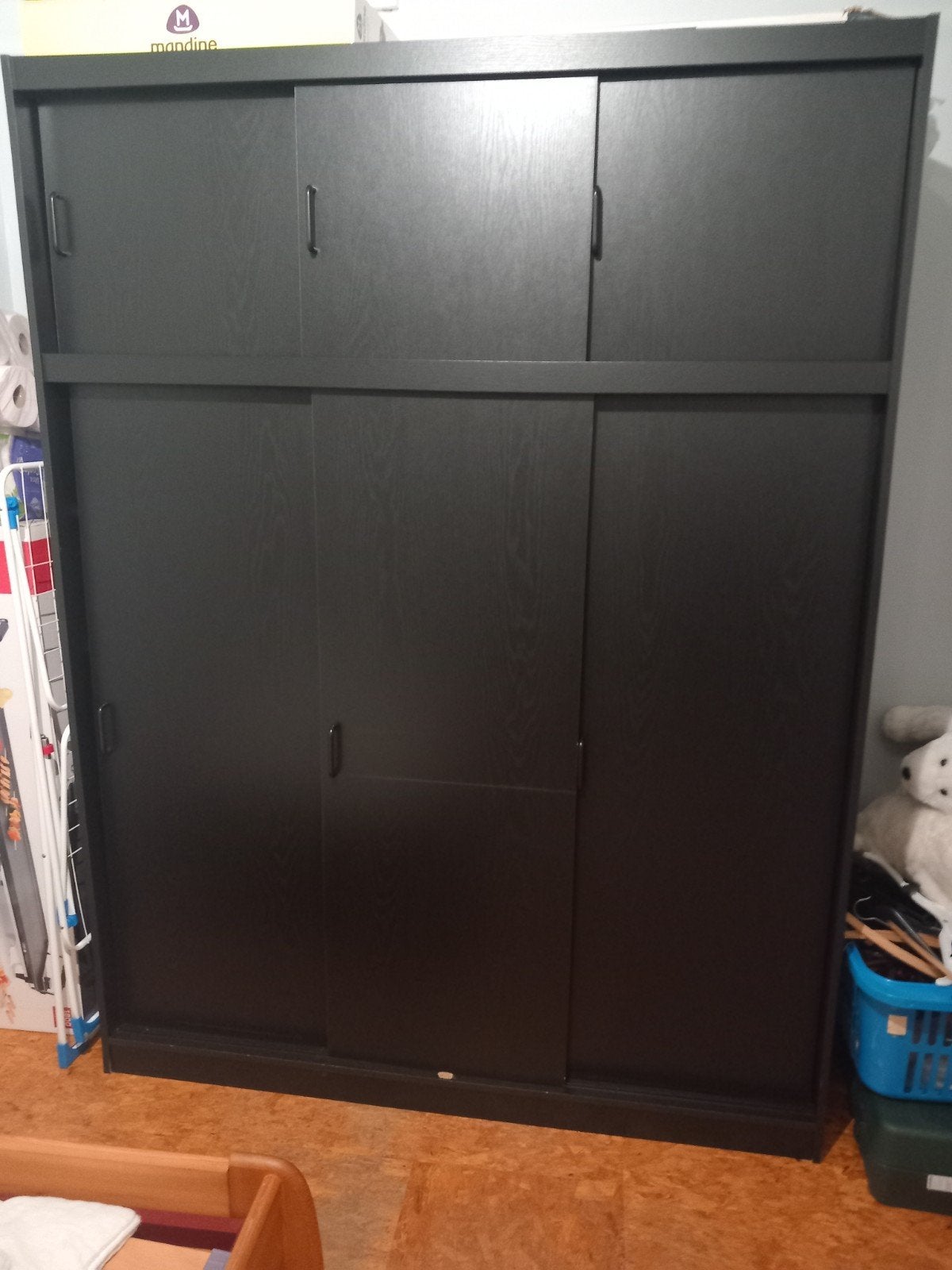 garde robe noir 3 portes doit partir  vite, Maison & Meubles, Enlèvement