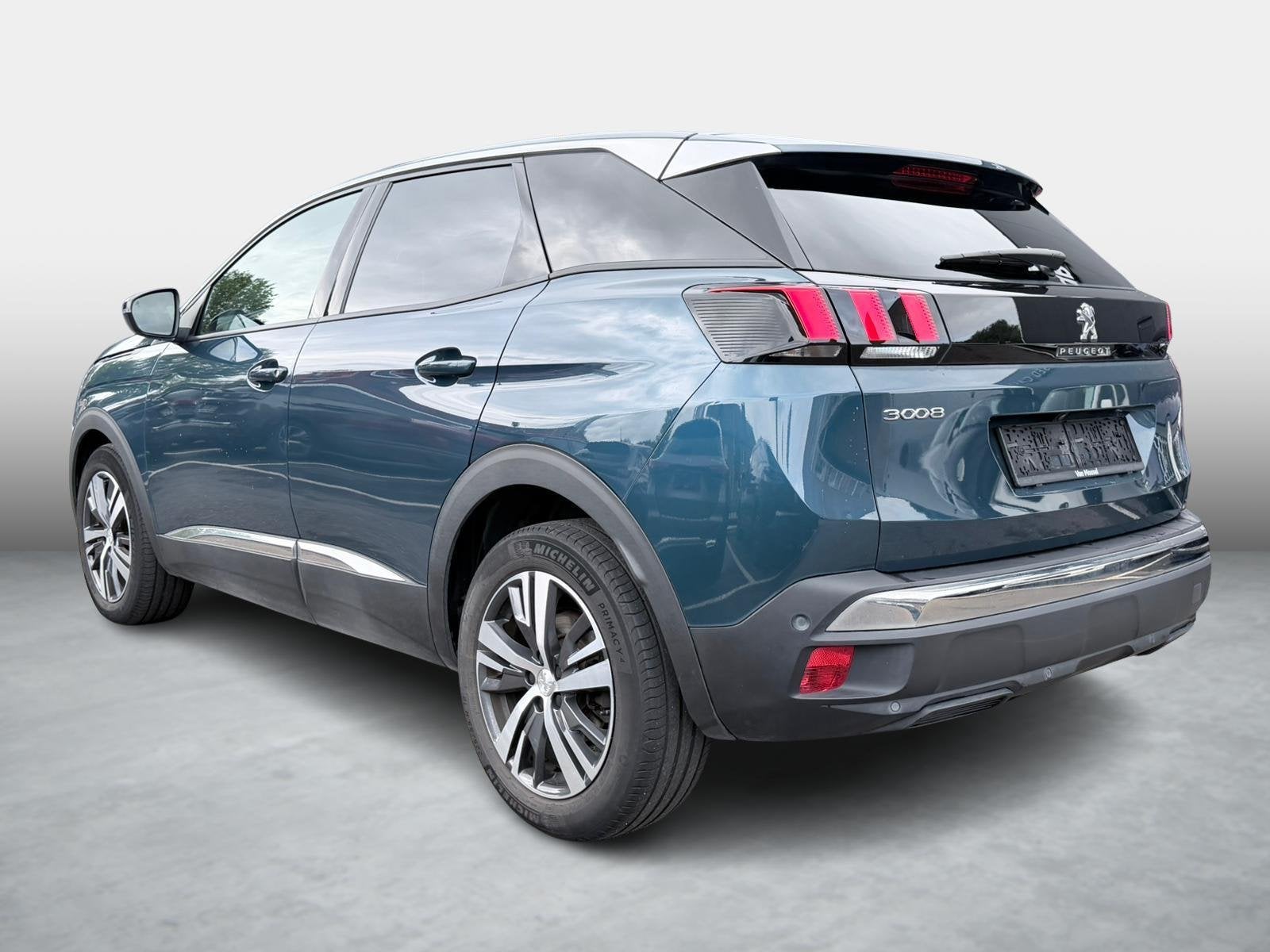 Peugeot 3008 1.2 PureTech 96kW S&S Allure, Voorwielaandrijving, Dealer onderhouden, Stof, Zwart