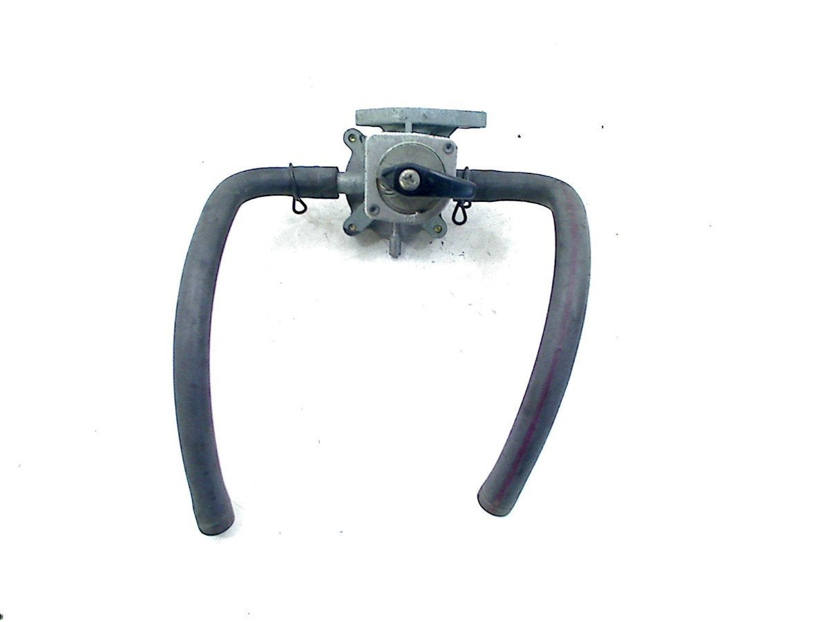 BENZINE KRAAN CBR 1100 XX Blackbird 1996-1998 (CBR1100XX), Honda Center GmbH, Gebruikt, Info@honda.de, Hanauer Landstraße  222-224
60314  Frankfurt am Main, DE