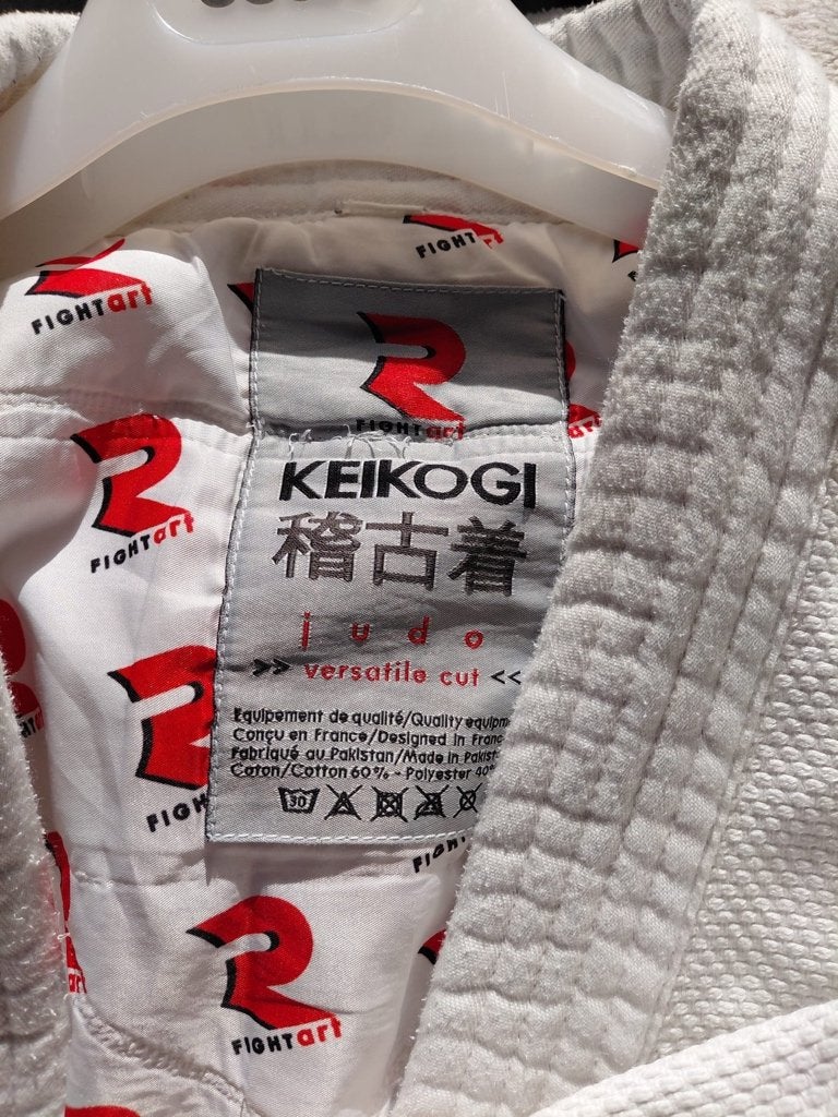 JUDOGI - Keikogi – Fight Art, Sports & Fitness, Sports de combat & Self-défense, Enlèvement, Costume d'arts martiaux, Judo, Utilisé