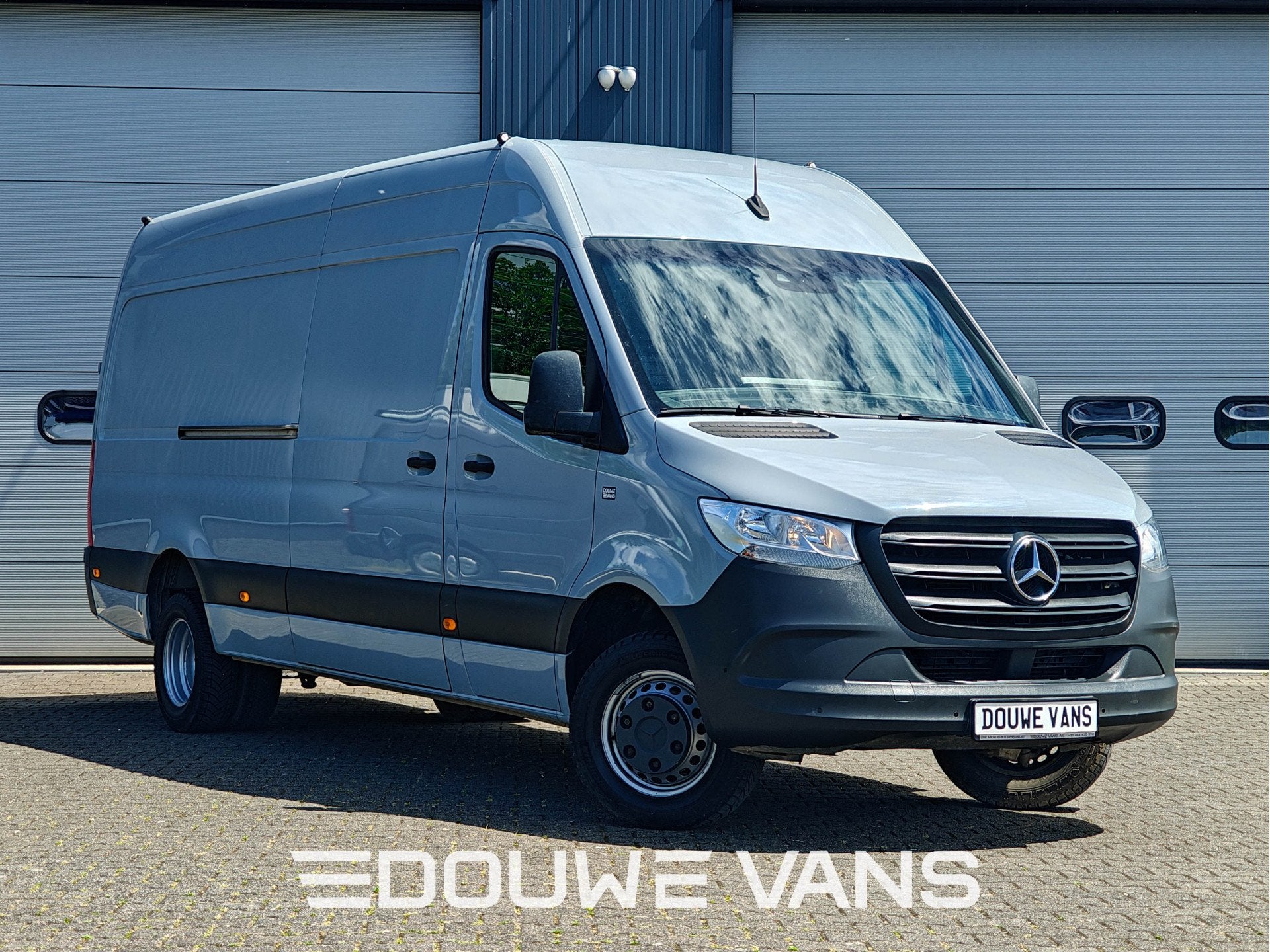 Mercedes-Benz Sprinter 514 190 PK (gechipt) L3H2 Automaat Na, Automaat, Achterwielaandrijving, Gebruikt, 2000 kg