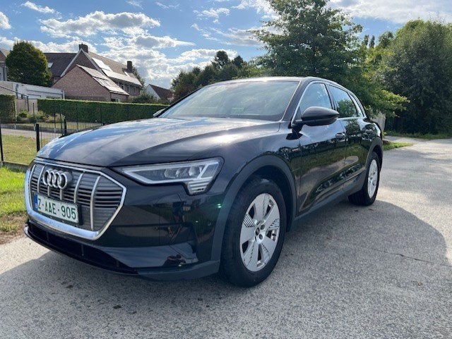 Audi E-Tron 55 Quattro AUT elektrisch MET 35.000km EN navi, Autos, Audi, Cuir, Achat, Noir, 5 portes