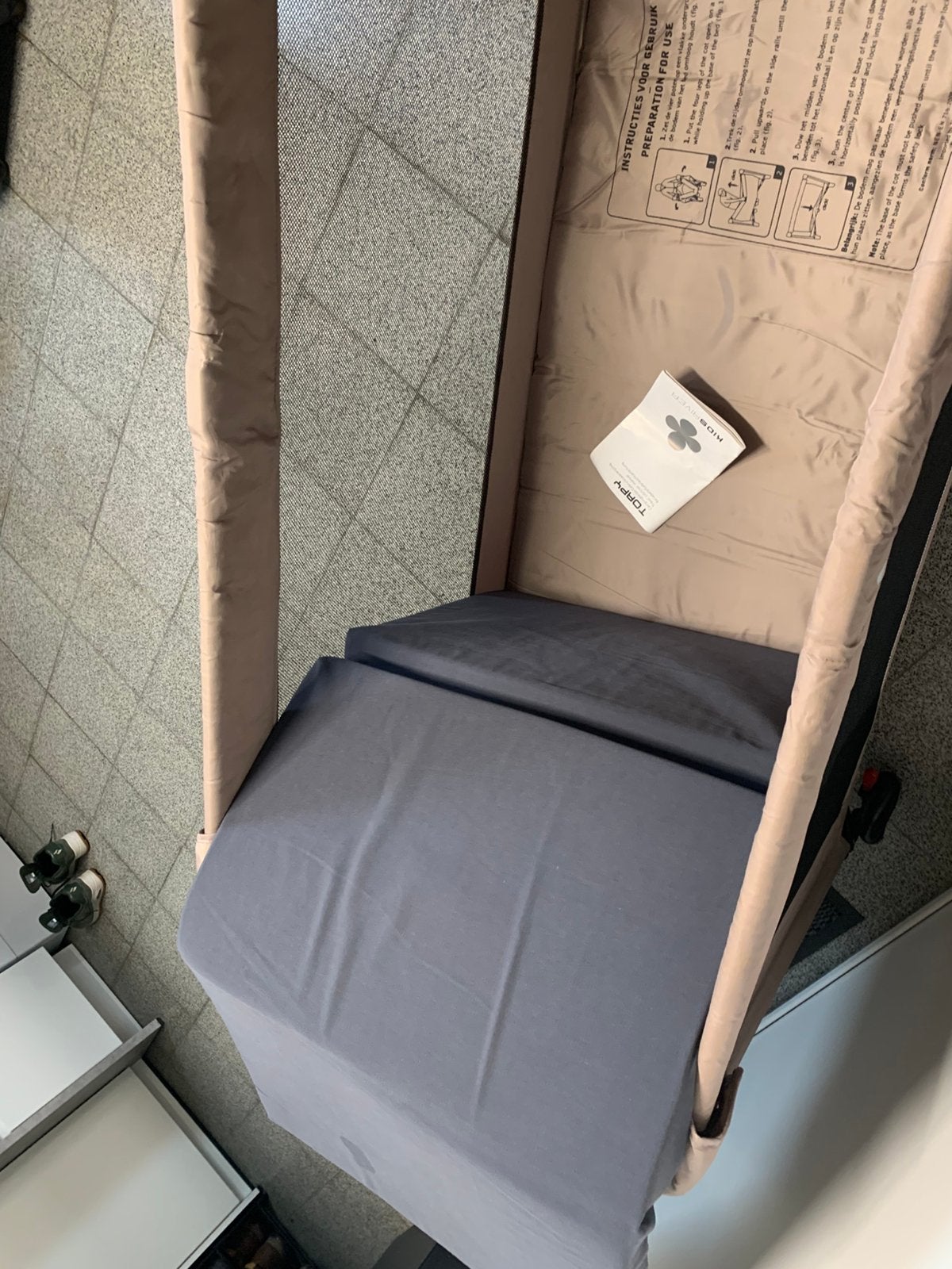 Campingbedje van het merk Torpy, Kinderen en Baby's, Ophalen, Zo goed als nieuw