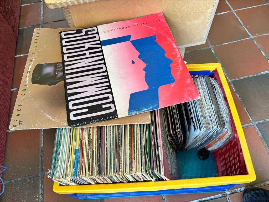 Lp's en singels (hele bak), Ophalen