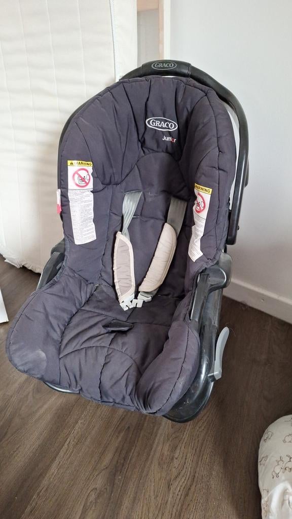 Graco Junior autostoeltje voor kinderen met onderstel, Ophalen, Autogordel of Isofix, Zijbescherming, Zo goed als nieuw