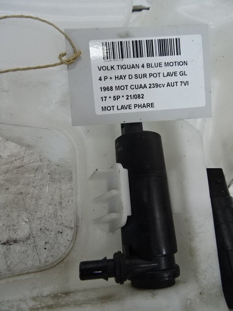LAVE PHARE POMPE Volkswagen Tiguan (AD1) (6R0955681), Autos : Pièces & Accessoires, Utilisé, Volkswagen