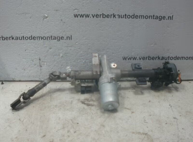 STUURBEKRACHTIGING ELEKTRISCH Opel Corsa C (F08 / 68), Bahnhofsplatz 65423 Rüsselsheim am Main, DE, Enlèvement ou Envoi, Opel