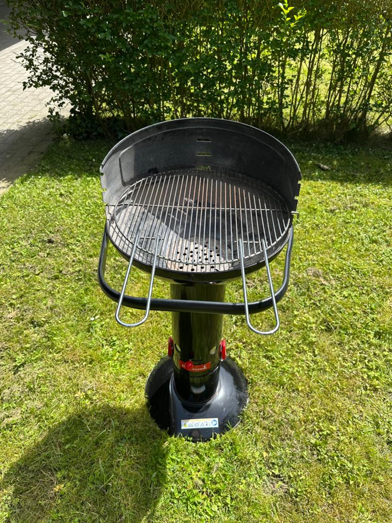 Barbecook Loewy BBQ, Tuin en Terras, Houtskoolbarbecues, Ophalen, Zo goed als nieuw, Met accessoires