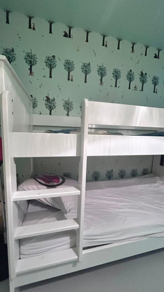Stapelbed (wit - 2pers) IKEA met 2 matrassen, Ophalen, Stapelbed