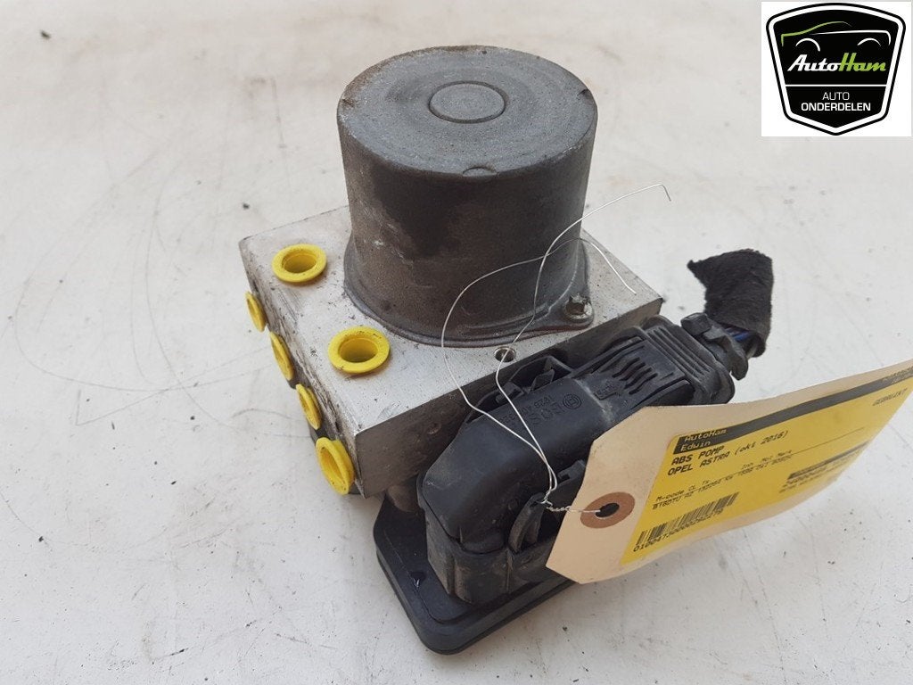 ABS POMP Opel Astra K Sports Tourer (07-2014/12-2022), Gebruikt, Opel